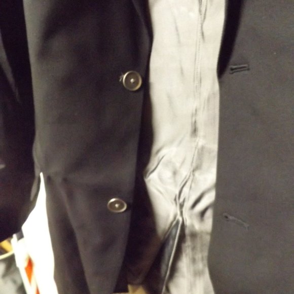 MENS, BIG AND TALL, SIZE 40, CALVIN KLEIN, BLACK SUIT JACKET, WOOL - Picture 2 of 4